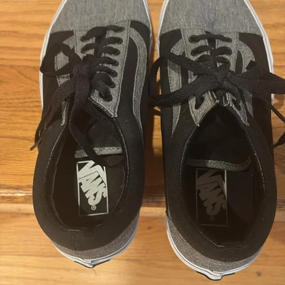 Vans Old Skool Black and Gray  Sneakers Size 9 men 10.5 Women - Picture 3 of 5